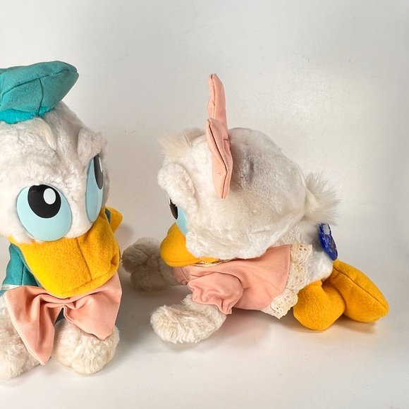 Vintage Disney Baby Donald Daisy Duck Plush Stuffed Crawling Disneyland Lot of 2 - Picture 4 of 16